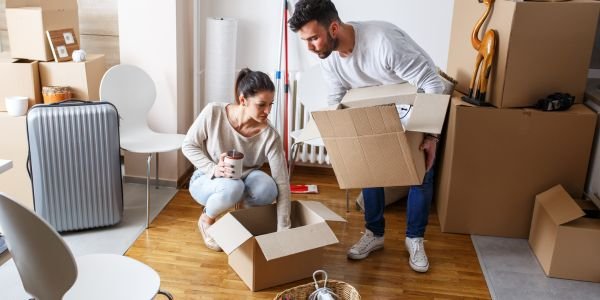 Move In _ Move Out